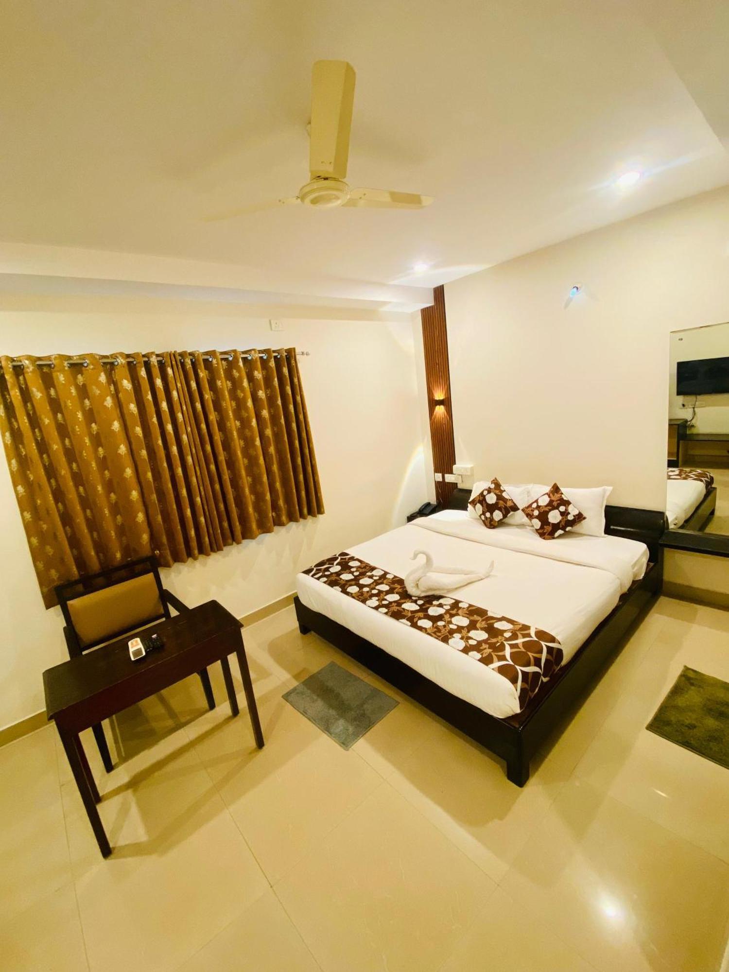 Hotel Shloka Residency Shamshabad Exterior foto